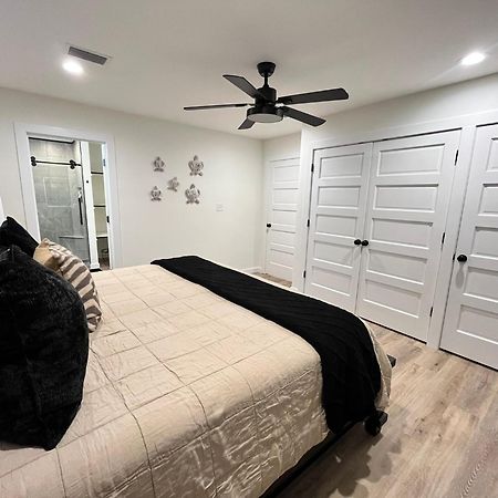 Love Shack In Foley/ Hot Tub / Modern Cozy Exterior photo